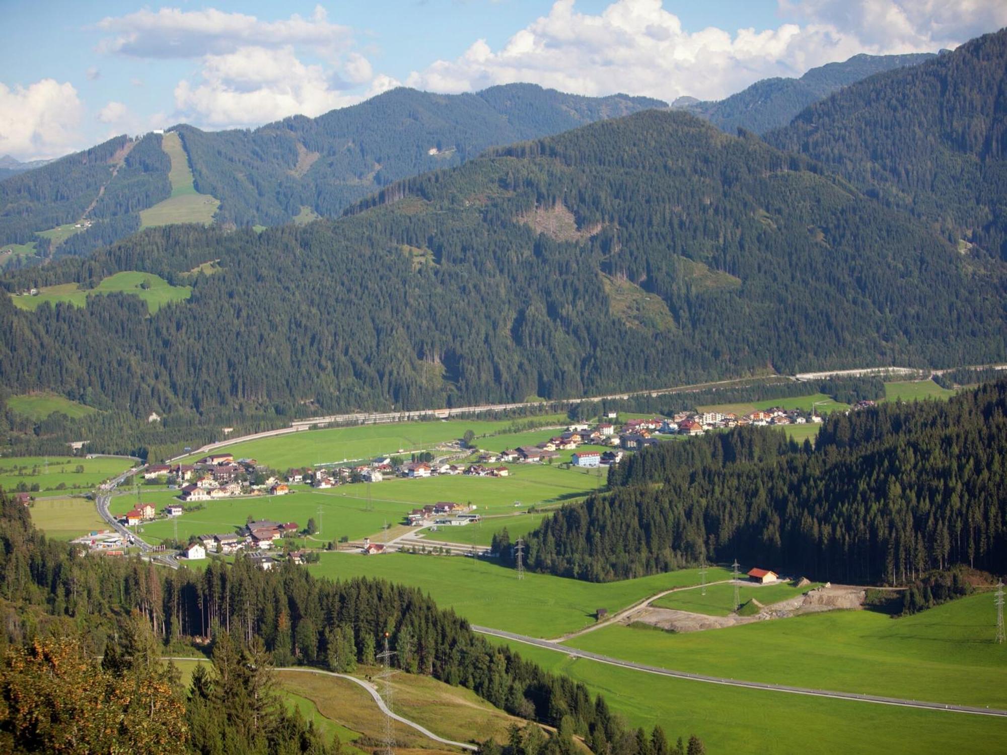 Cozy Apartment in Sankt Johann im Pongau near Ski Area Wagrain Exterior foto